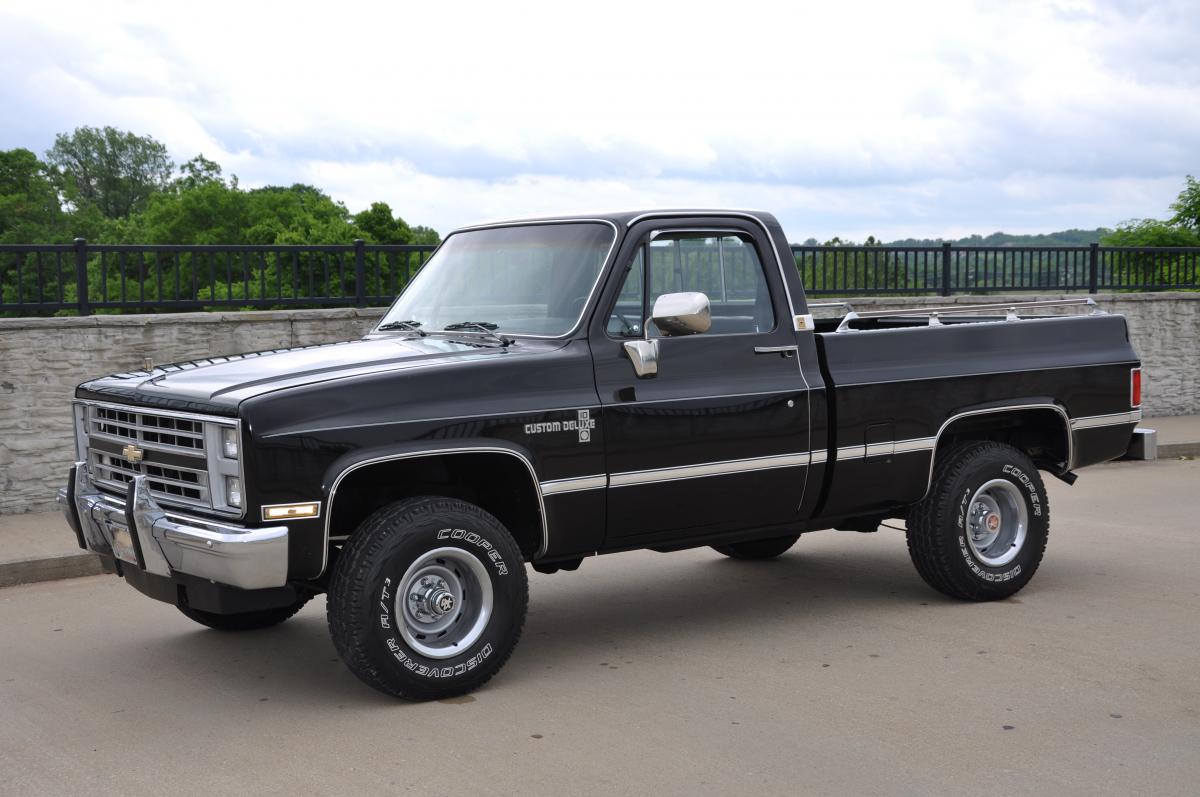 1985 Chevrolet Custom Deluxe 4x4.